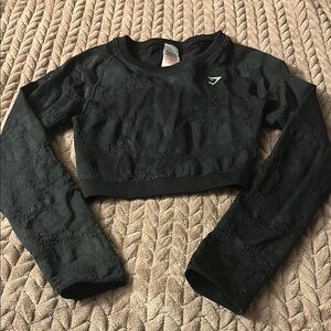 Black Long Sleeve Crop Top